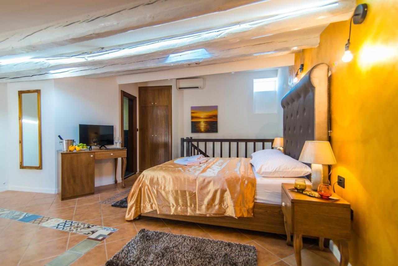 Bella Natka Bed And Breakfast โรวีน ภายนอก รูปภาพ