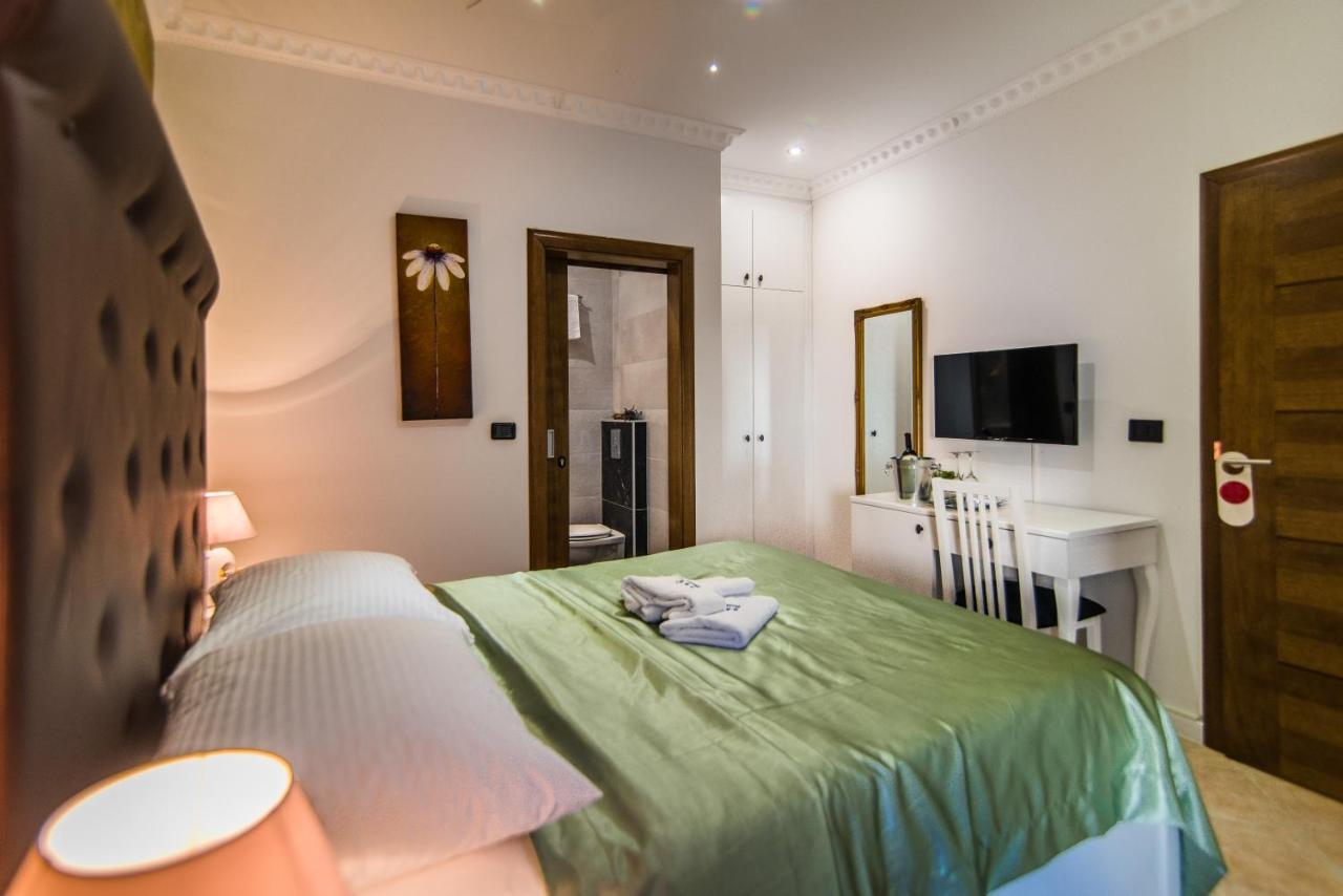 Bella Natka Bed And Breakfast โรวีน ภายนอก รูปภาพ