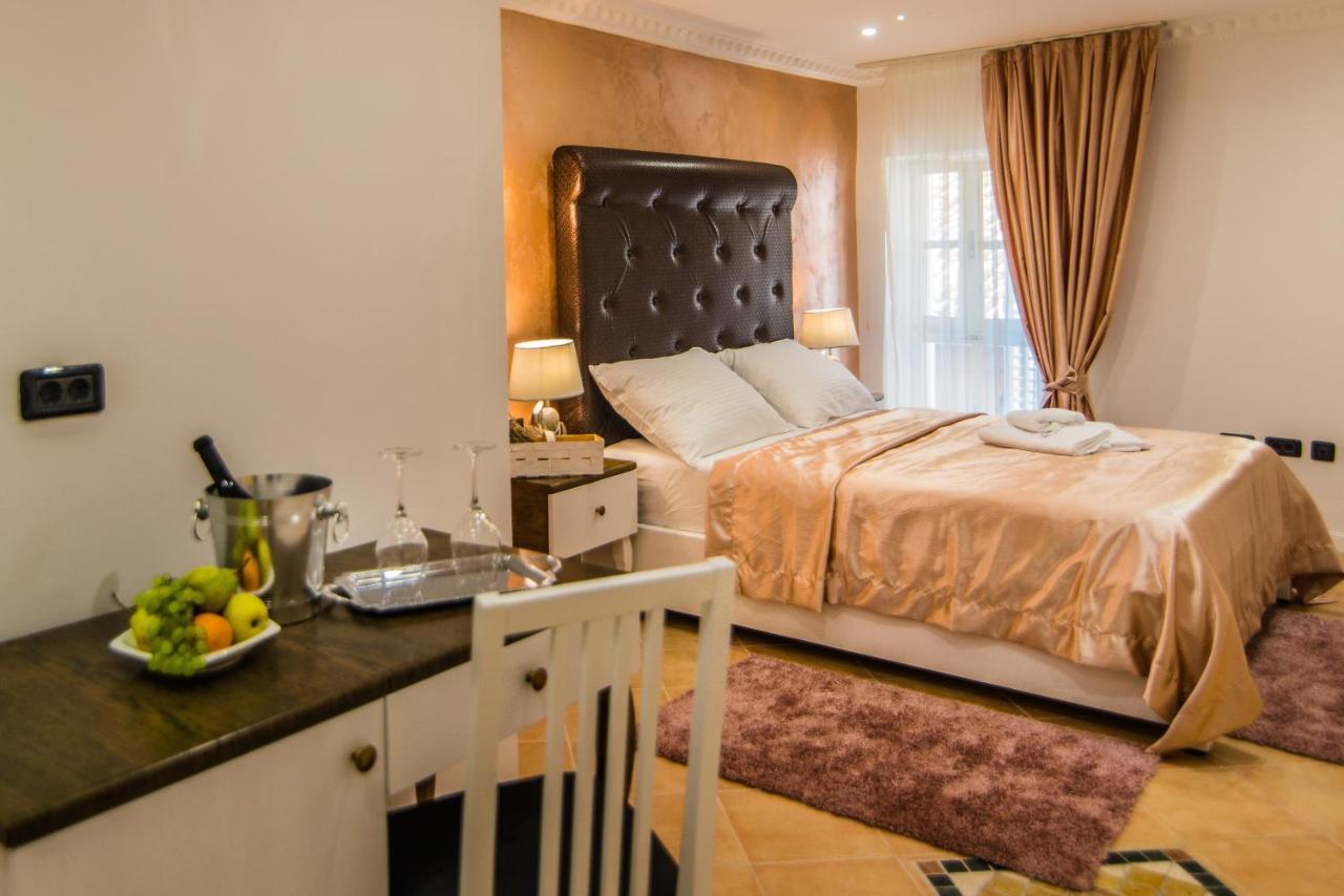 Bella Natka Bed And Breakfast โรวีน ภายนอก รูปภาพ