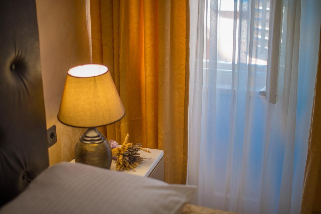 Bella Natka Bed And Breakfast โรวีน ภายนอก รูปภาพ